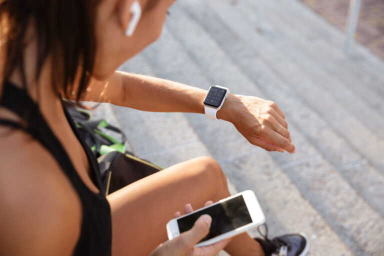 Trocar de Apple Watch: quando é a hora e qual modelo vale a pena em 2022?