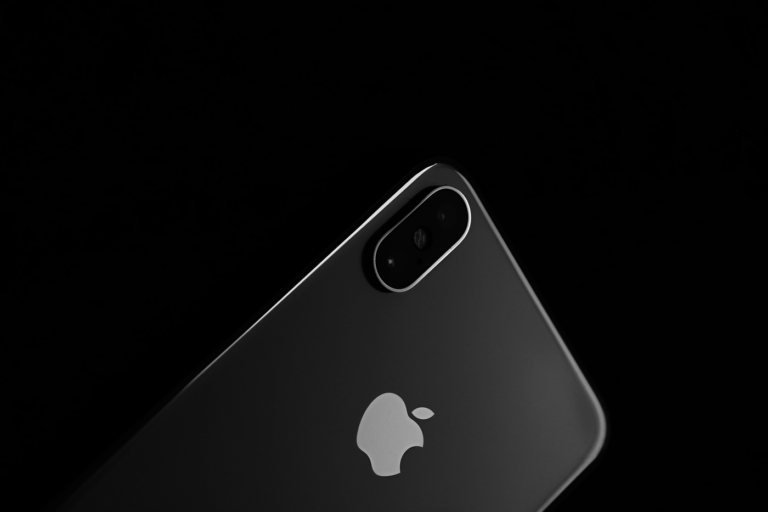 iPhone com tela preta mas funcionando, veja como resolver